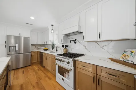 4339 North Monticello Avenue Chicago IL 60618