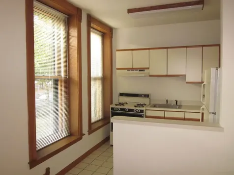 2251 North Clifton Avenue Chicago IL 60614