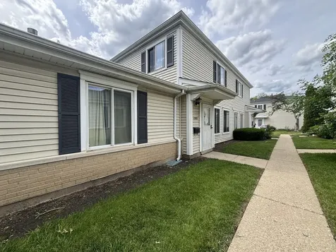 1353 Cove Drive Prospect Heights IL 60070