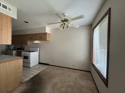 1353 Cove Drive Prospect Heights IL 60070
