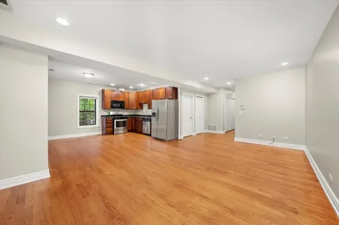 6300 North Rockwell Street Chicago IL 60659
