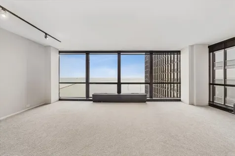 910 North Lake Shore Drive Chicago IL 60611