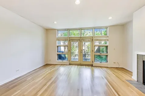 929 West Wrightwood Avenue Chicago IL 60614
