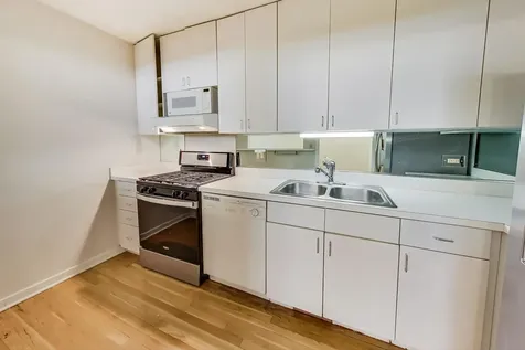 929 West Wrightwood Avenue Chicago IL 60614