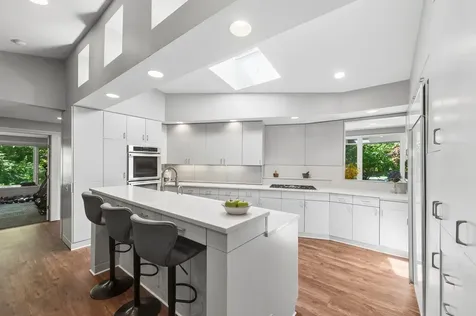 3035 Blackthorn Road Riverwoods IL 60015