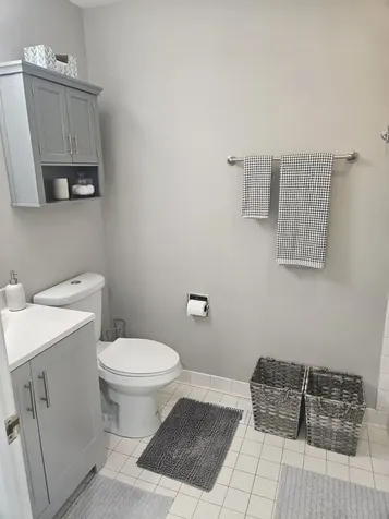 308 Happ Road Northfield IL 60093