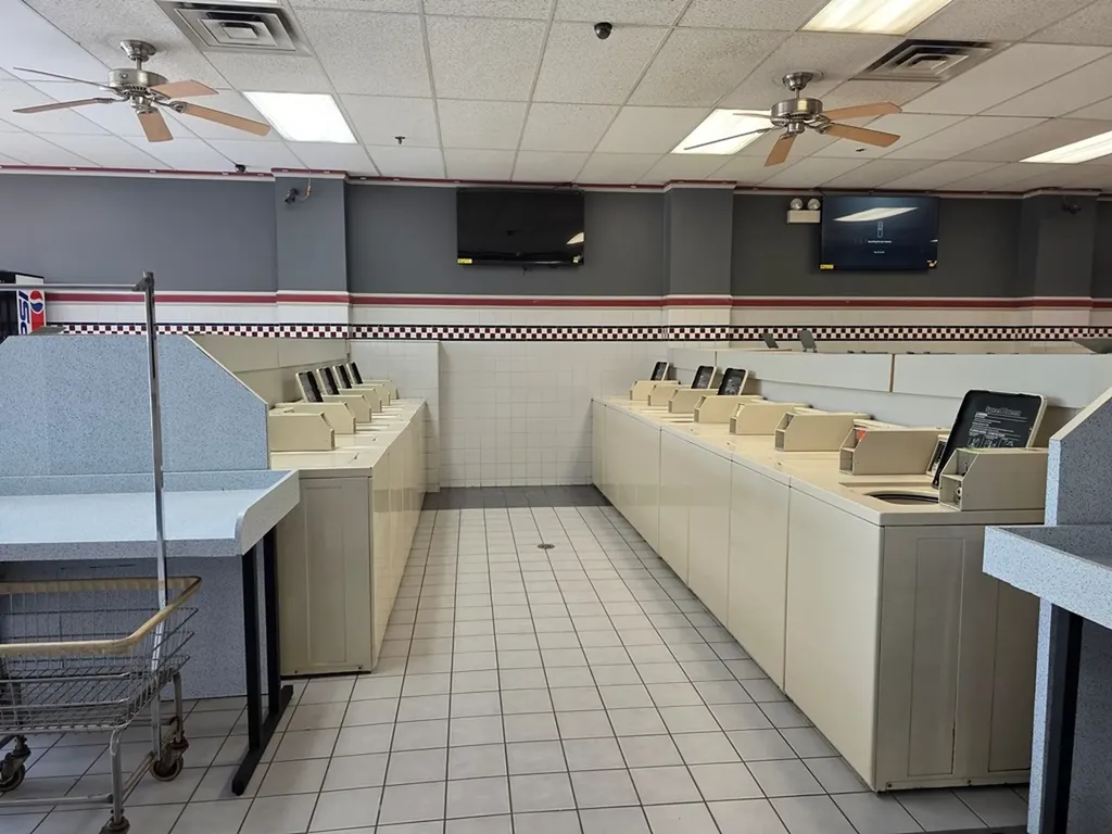 4311 West Irving Park Road Chicago IL 60641