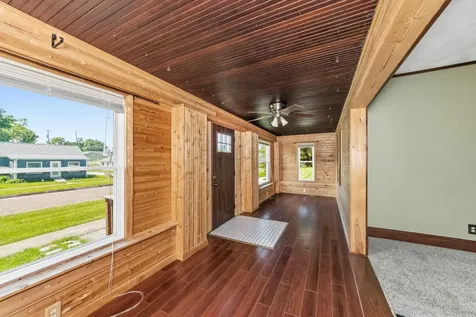 412 West Fifth Street Minonk IL 61760