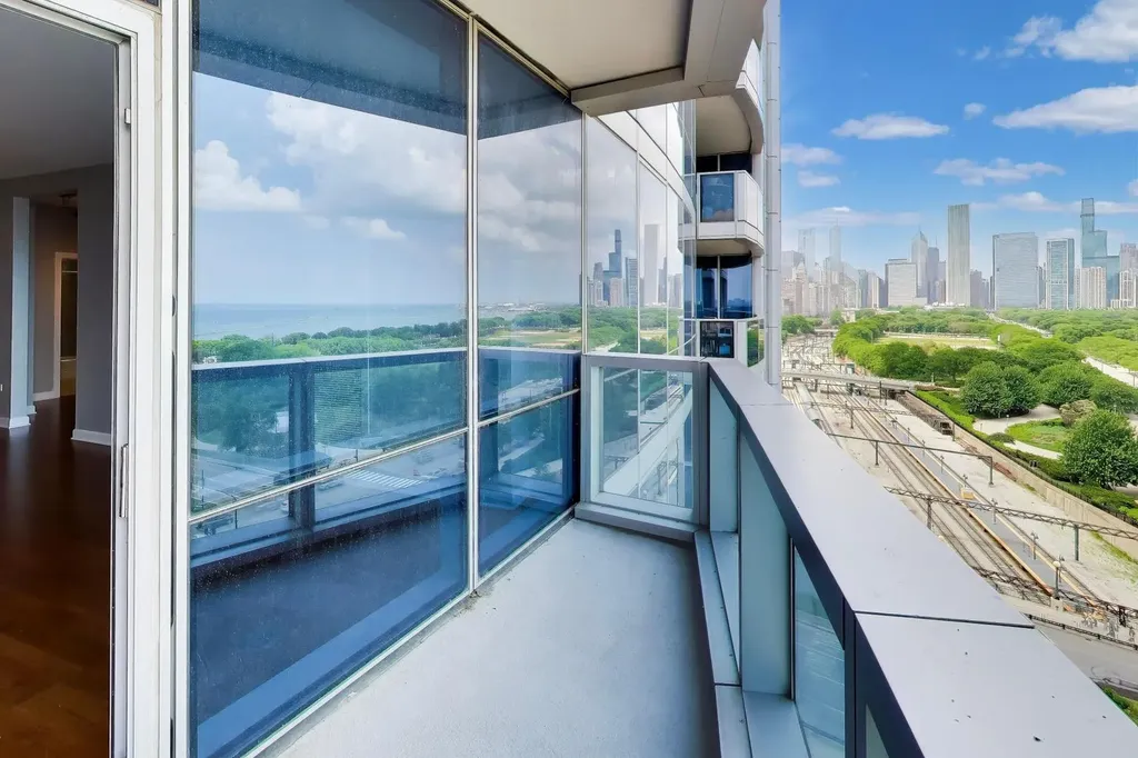 1211 South Prairie Avenue Chicago IL 60605