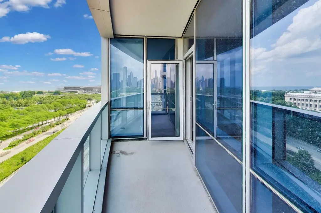 1211 South Prairie Avenue Chicago IL 60605