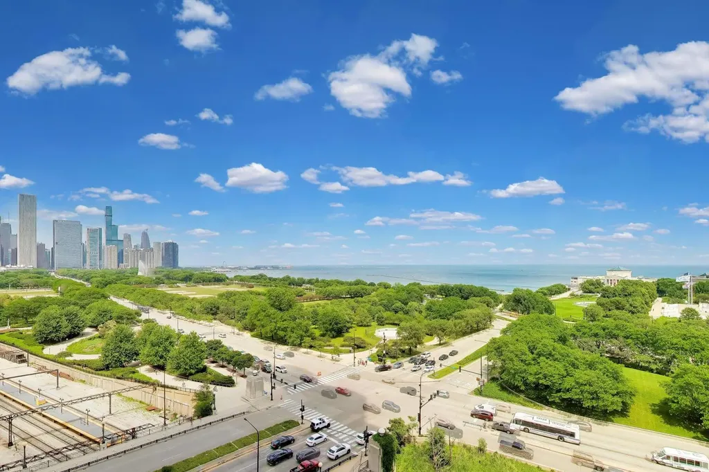 1211 South Prairie Avenue Chicago IL 60605