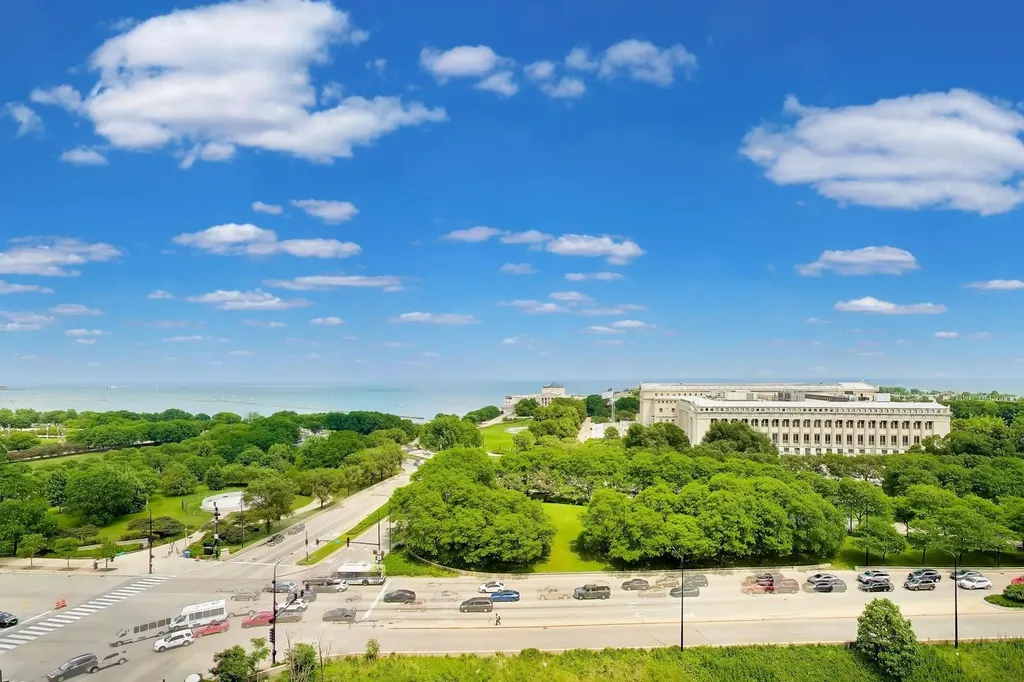 1211 South Prairie Avenue Chicago IL 60605