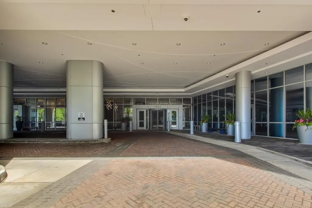 1211 South Prairie Avenue Chicago IL 60605