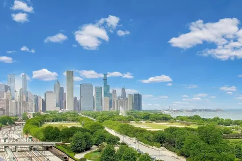 1211 South Prairie Avenue Chicago IL 60605