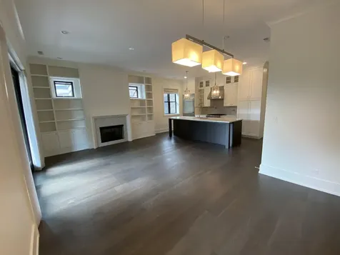 3946 North Hoyne Avenue Chicago IL 60618