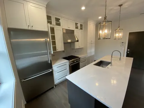 3946 North Hoyne Avenue Chicago IL 60618