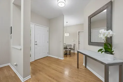 3042 Lexington Lane Glenview IL 60026