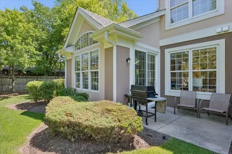 3042 Lexington Lane Glenview IL 60026