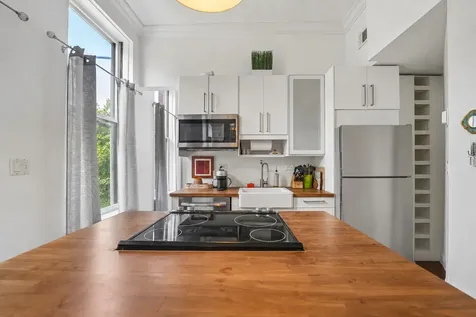 223 West Wisconsin Street Chicago IL 60614