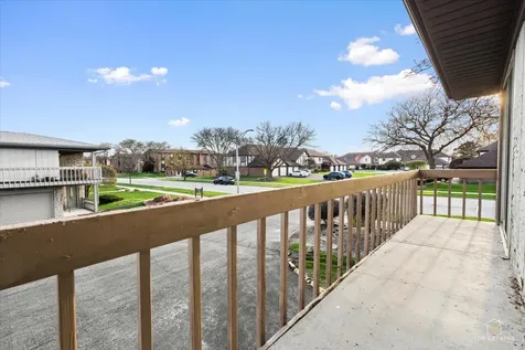 15713 Orlan Brook Drive Orland Park IL 60462