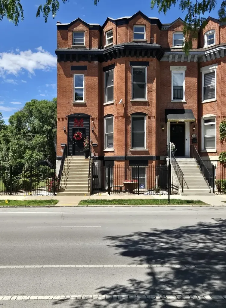 4020 South Drexel Boulevard Chicago IL 60653