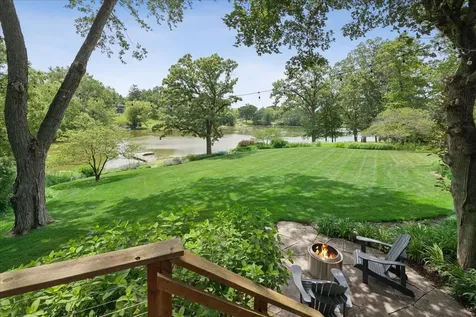 83 Lakeview Parkway Barrington IL 60010