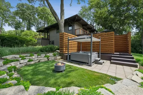 83 Lakeview Parkway Barrington IL 60010