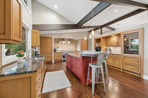 83 Lakeview Parkway Barrington IL 60010