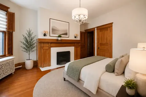 1210 North Astor Street Chicago IL 60610