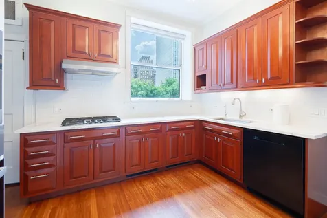 1210 North Astor Street Chicago IL 60610