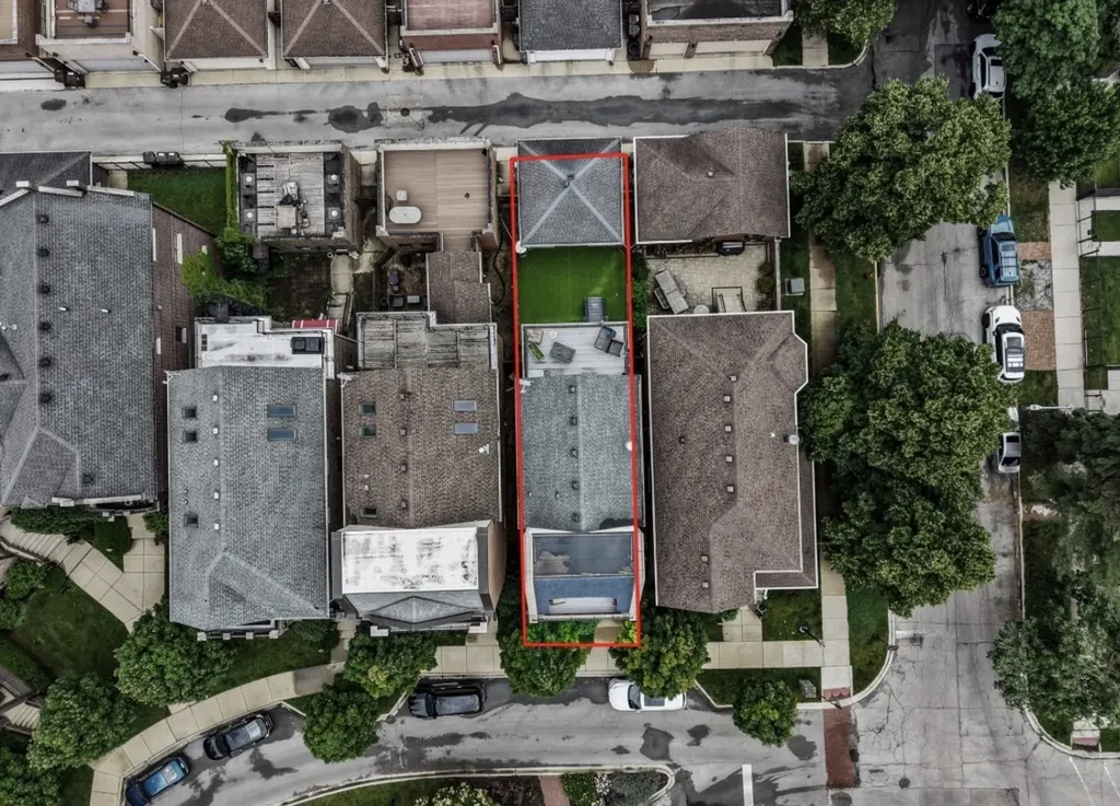 1302 West 33rd Street Chicago IL 60608
