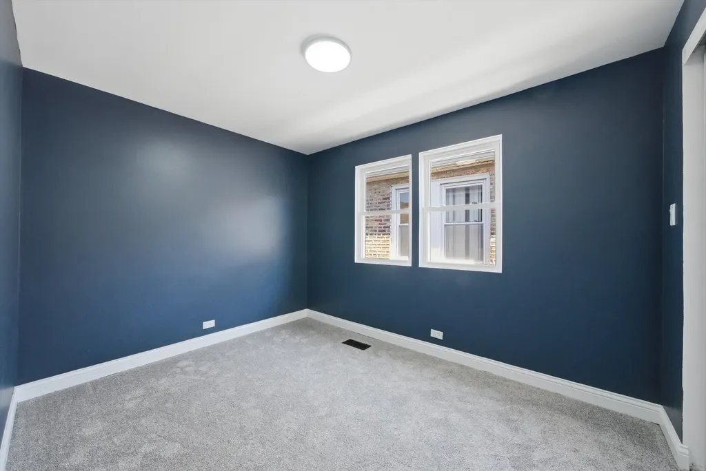 6341 South Francisco Avenue Chicago IL 60629