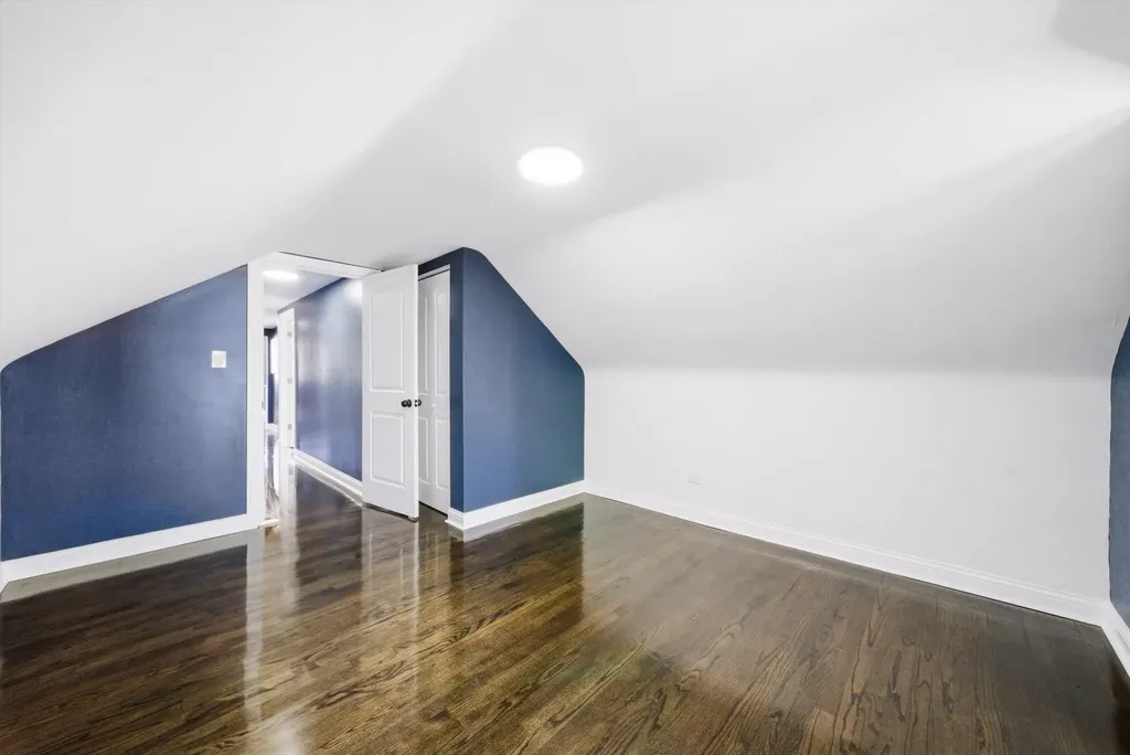 6341 South Francisco Avenue Chicago IL 60629