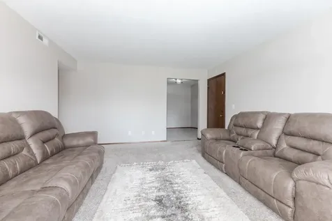 2003 Tracy Drive Bloomington IL 61704