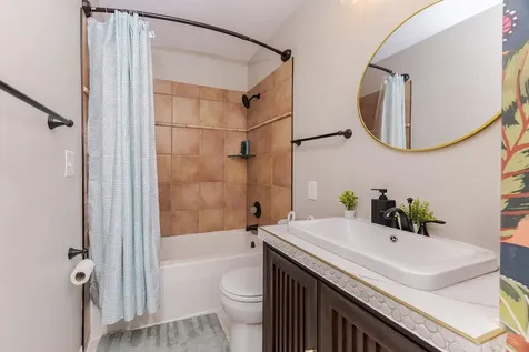 2003 Tracy Drive Bloomington IL 61704