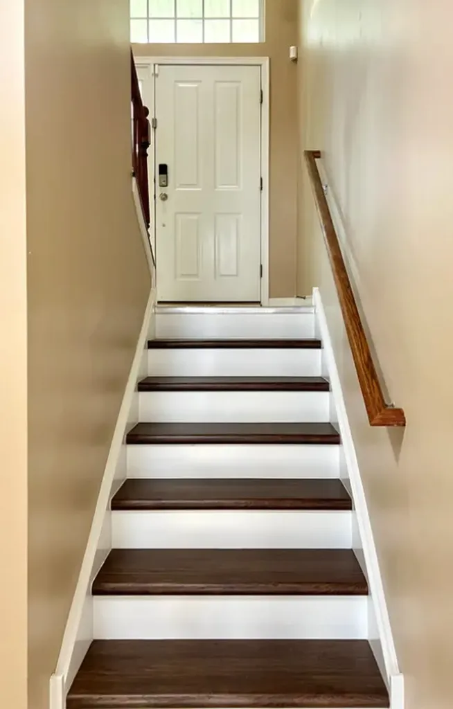 546 Grosvenor Lane Aurora IL 60504