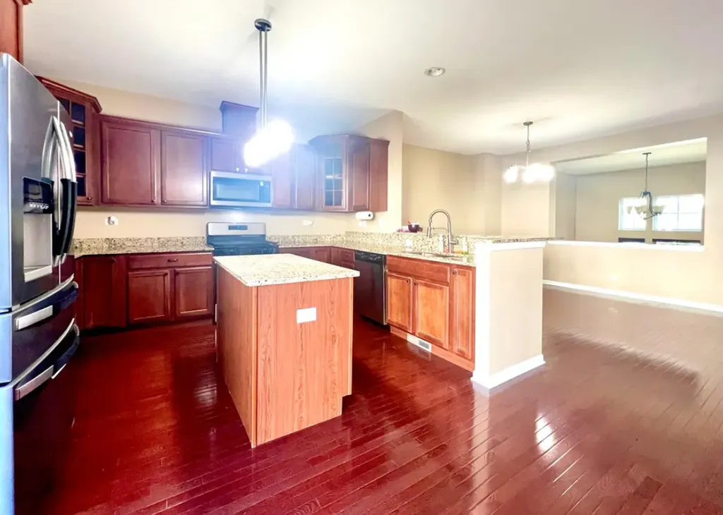 546 Grosvenor Lane Aurora IL 60504