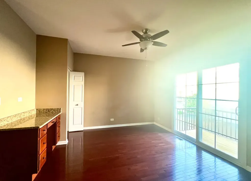 546 Grosvenor Lane Aurora IL 60504