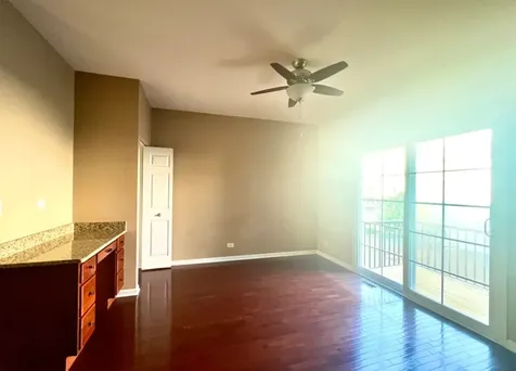 546 Grosvenor Lane Aurora IL 60504