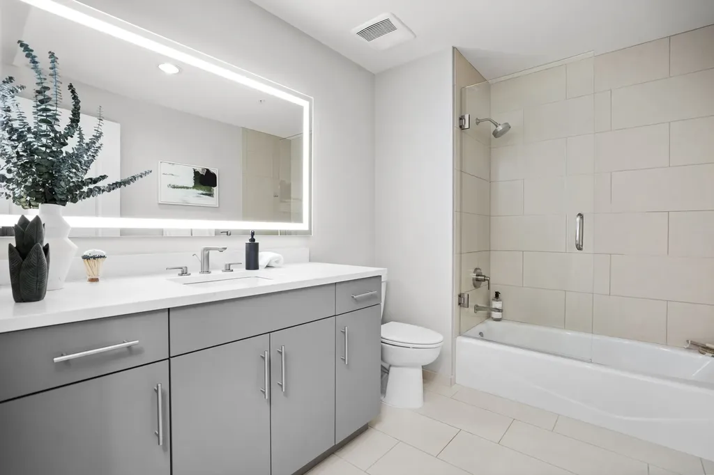 850 North Lake Shore Drive Chicago IL 60611