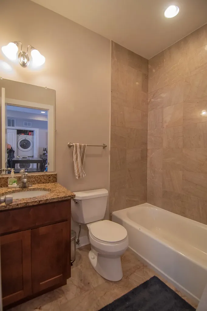 1430 North Maplewood Avenue Chicago IL 60622