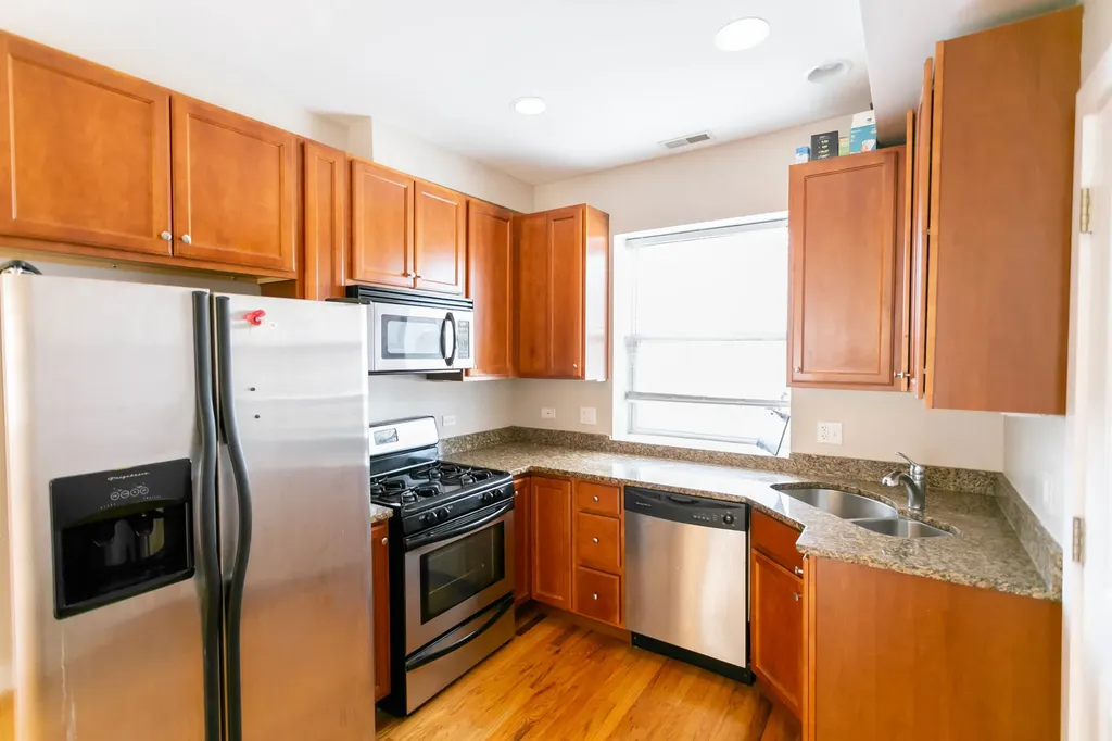 1430 North Maplewood Avenue Chicago IL 60622