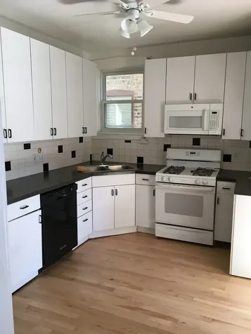 3622 North Whipple Street Chicago IL 60618