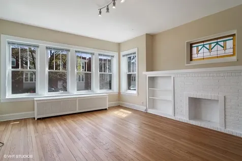 3622 North Whipple Street Chicago IL 60618