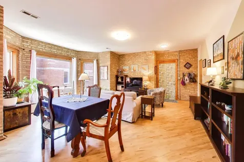 1624 West Columbia Avenue Chicago IL 60626