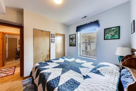 1624 West Columbia Avenue Chicago IL 60626