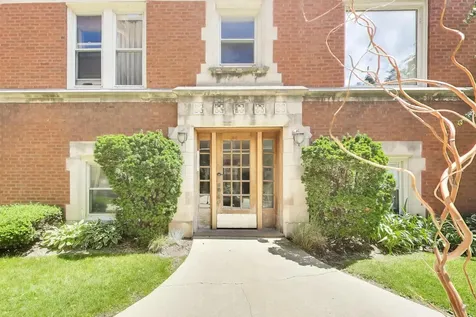 1624 West Columbia Avenue Chicago IL 60626