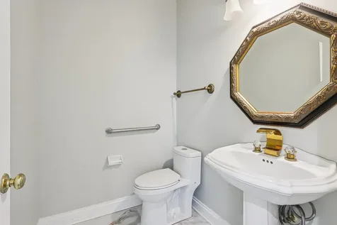 6605 Oakwood Manor Drive Crystal Lake IL 60012