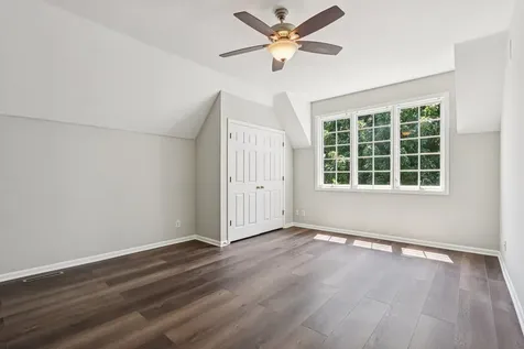 6605 Oakwood Manor Drive Crystal Lake IL 60012
