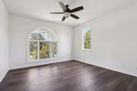 6605 Oakwood Manor Drive Crystal Lake IL 60012